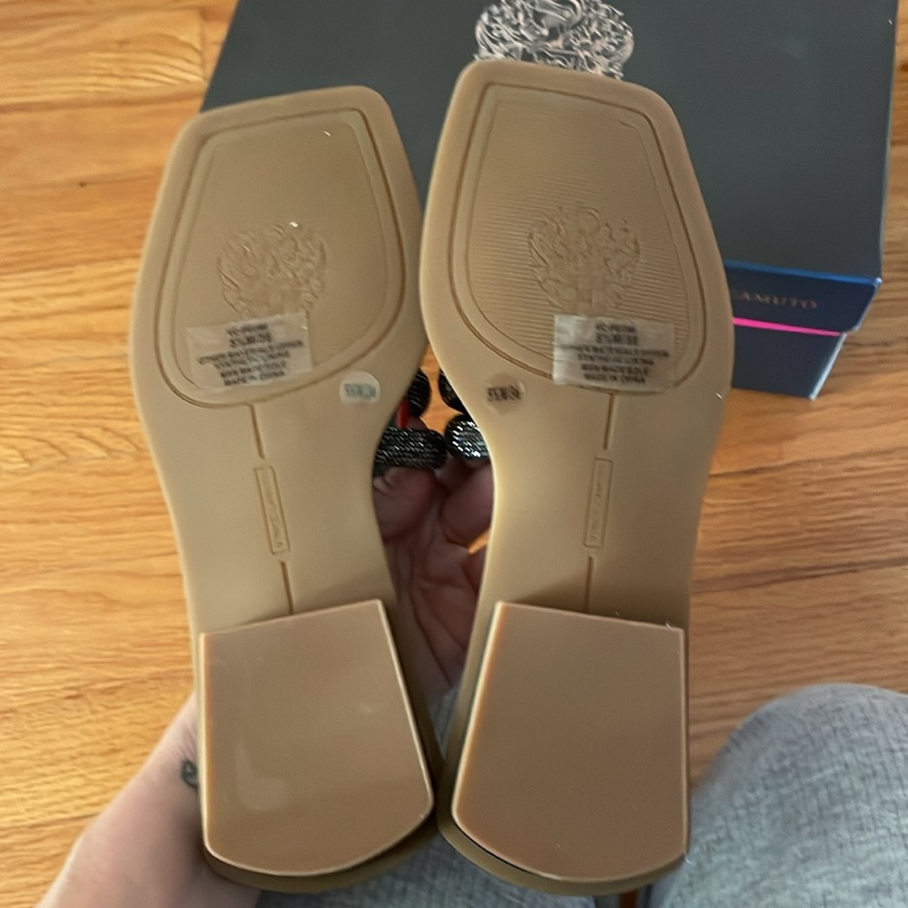 Sandals - Picture 5 of 7